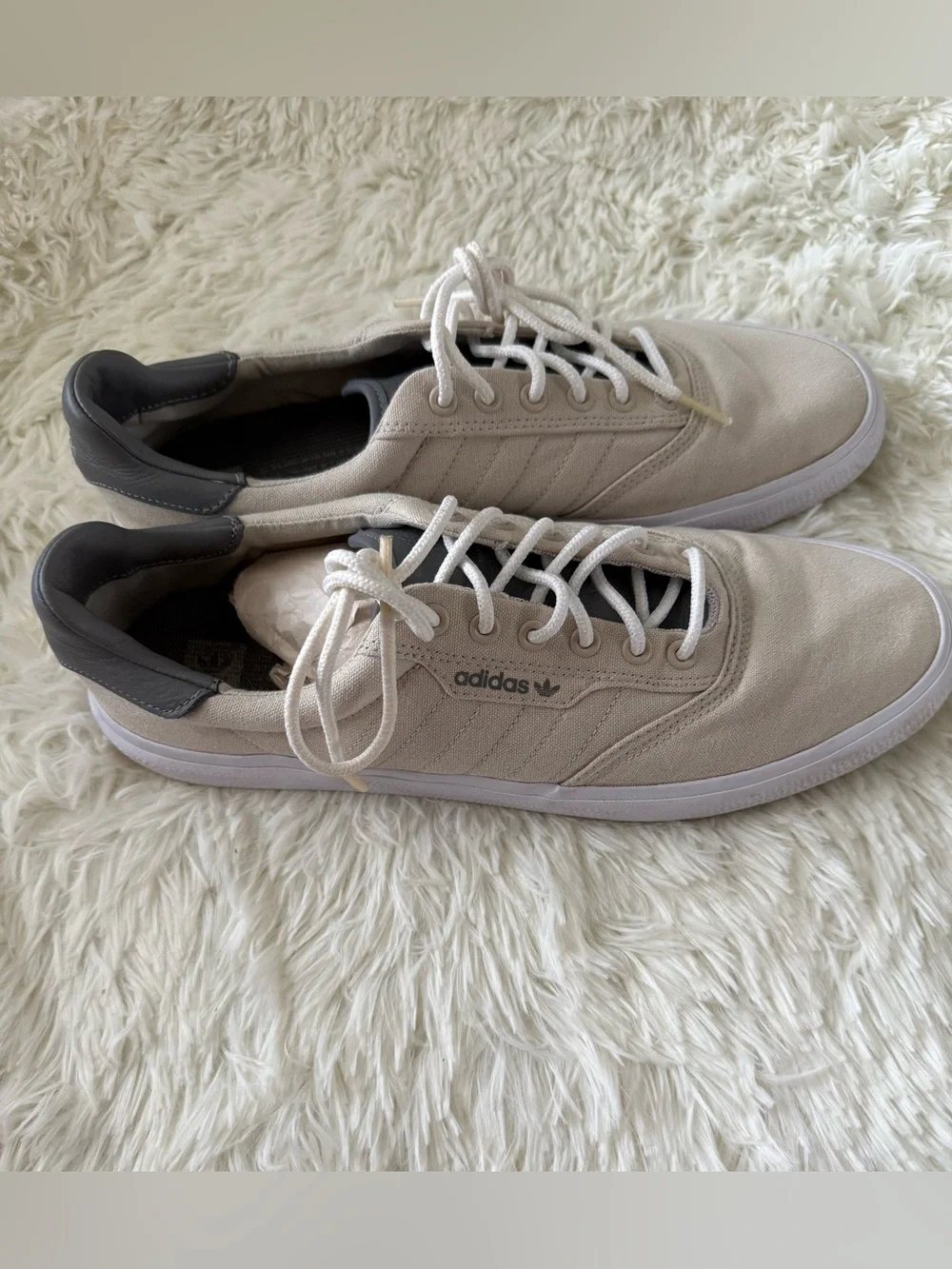 adidas Cream Canvas Sneakers Casual Lace Up Shoes Men’s 12.5 Neutral Streetwear - Picture 2 of 6